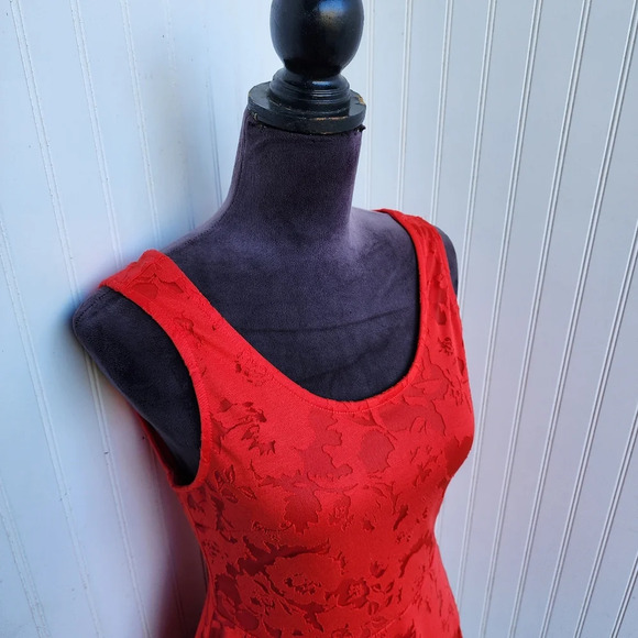 Candie's Mini Dress Bright Red Lace Burnout Lined Sleeveless Cross Back Floral M - Picture 5 of 13